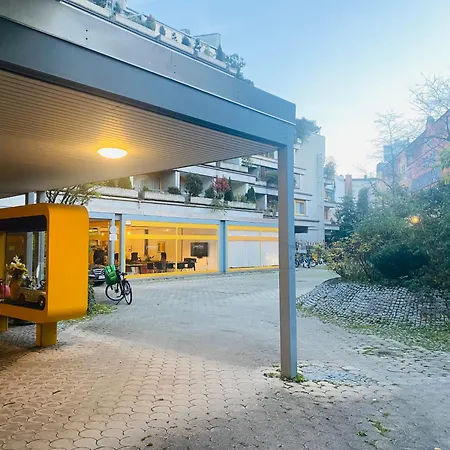 Leni Living - Klein! Fein! Dein! *