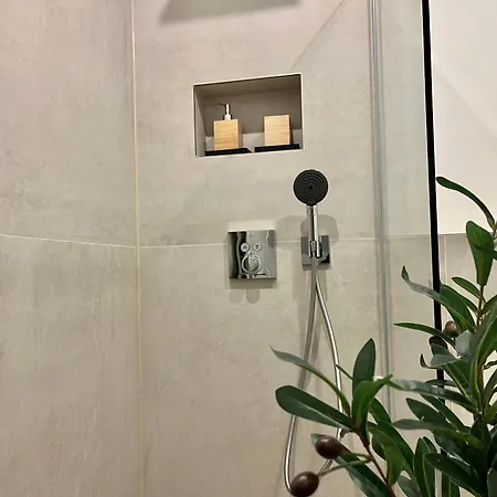 Leni Living - Klein! Fein! Dein! Apartament *